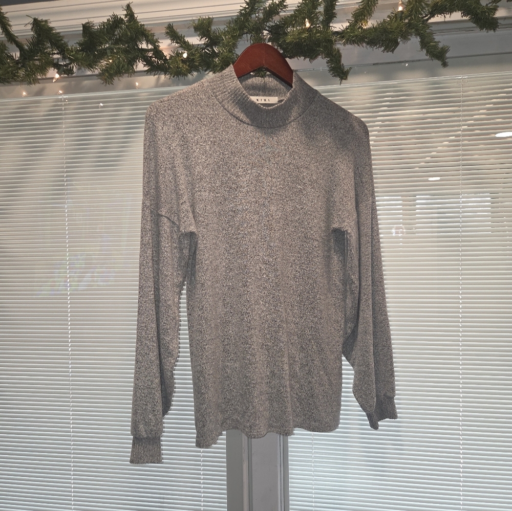 KIKI The Brand Size Small Mock Neck Gray Long Sleeve Sweater